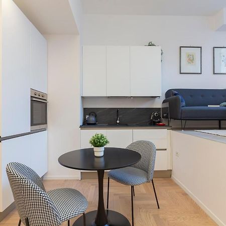 I Host Apartment - Val Strona Милано Екстериор снимка