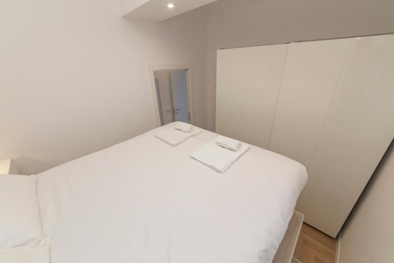I Host Apartment - Val Strona Милано Екстериор снимка