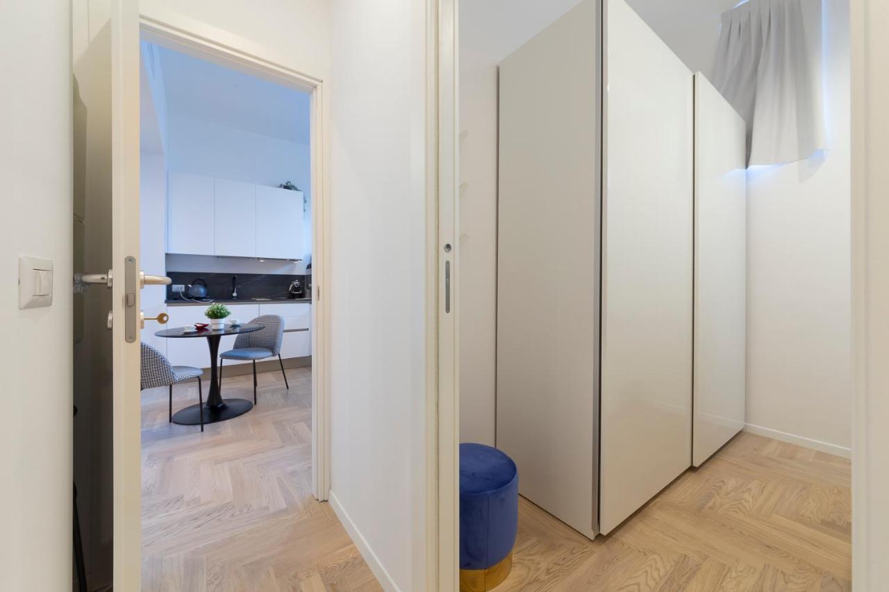 I Host Apartment - Val Strona Милано Екстериор снимка